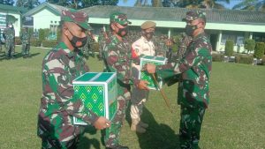 Dandim 0415/Batanghari Bagikan Bingkisan Lebaran