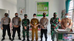 Danramil Telanaipura Bersama Forkopimcam Cek Posko PPKM Mikro di Wilayah Publik