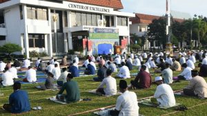 Salat Idul Fitri 1442 H/2021 M Di Lapangan Seskoad