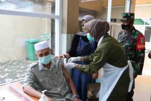 Kodam II/Sriwijaya Vaksinasi COVID-19 Bagi Purnawirawan dan Warakawuri