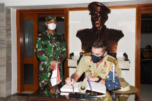 Komandan Seskoad Terima Kunjungan Atase Pertahanan Australia