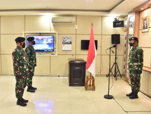 Berita Foto : Asisten Logistik Panglima TNI Pimpin Sertijab Waaslog