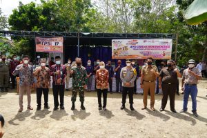 Danrem 042/Gapu bersama Kapolda Dampingi Pj Gubernur Jambi Pantau Pelaksanaan PSU di Beberapa TPS