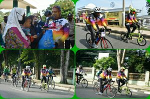 Sambil Gowes, Danrem 042/Gapu Bersama Walikota Jambi Bagikan Sembako