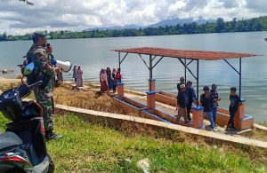 Cegah Penularan Covid 19, Babinsa Koramil Jangkat Patroli PPKM Skala Mikro di Tempat Wisata