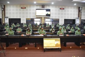 Persit KCK PCBS Seskoad dan Ikatan Isteri Siswa Dikreg LX Seskoad mengikuti Webinar