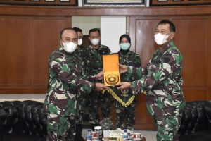 Kunjungan Kerja Pgs Komandan Sesko TNI ke Seskoad Bandung