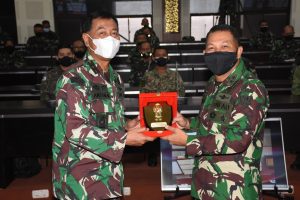 Perwira Siswa Dikreg LX Seskoad Menerima Pembekalaan Aslat Kasad Mayjen TNI Harianto