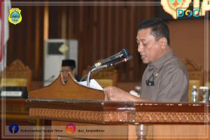 Sekda Sampaikan Nota Pengantar Ranperda Tentang Pertanggungjawaban Pelaksanaan APBD Tanjab Timur TA 2020