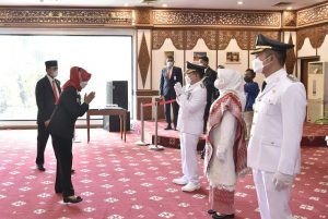 Ahmadi – Antos Dilantik Menjadi Wali dan Wakil Wali Kota Sungai Penuh