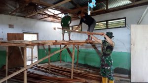 Pra TMMD Kodim Sarko Sudah Mulai Pasang Plafon Paud Tunas Berkembang