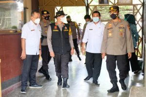 Kapolda Jambi Laksanakan Rapat Terkait Vaksinasi dan Penambahan Ruang Isolasi Bersama Pemkab Bungo 