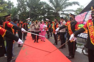 Polres Muarojambi Gelar Upacara Farawel Parade Sambut Kapolres Baru