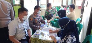 PJU Polres Tanjab Barat Hadiri Kegiatan Donor Darah Sedunia