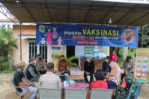 Kapolda Jambi Tinjau Posko PPKM Mikro di Kelurahan Nibung Putih