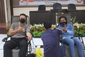 Jelang Hari Bhayangkara ke-75, Polres Muarojambi Gelar Donor Darah
