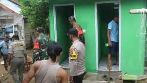 Dansatgas Tinjau Pengerjaan MCK Mushola Al Hidayah