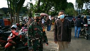 Peran Babinsa Dalam Mensukseskan Program Sejuta Vaksin Nasional di Wilayah