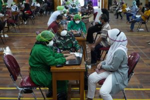 Hari Ketiga Serbuan Vaksinasi Korem Gapu Membludak, Tetap Patuhi Prokes