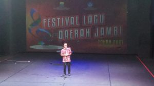 Festival lagu Daerah di TBJ Usai, Didin Siroz: Mari Berjuang Tingkatkan Seni Jambi