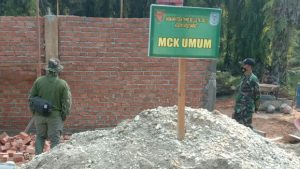 Kasdim Sarko Lihat Perkembangan Pengerjaan Pembangunan MCK