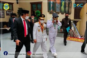 Bupati Tanjab Timur Hadiri Pidato Pertama Gubernur Jambi