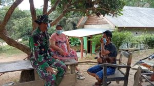 Anjangsana ke Warga, Anggota Satgas Himbau Prokes Dimasa Pandemi