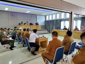 Kapolres Muarojambi dan Sekda Hadiri Rapat Satgas Penanganan Covid -19