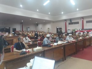 Terkait Sengketa Lahan, Komisi II DPRD Tanjab Barat Gelar Rapat Mediasi
