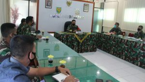 Jelang Berakhirnya TMMD, Dansatgas Pimpin Rapat Evaluasi