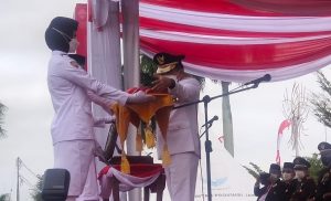 Pimpin Upacara Pengibaran Bendera, Al Haris Optimis Indonesia Mampu Hadapi Tantangan