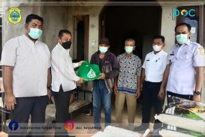 Sekda Salurkan Bantuan Korban Kebakaran
