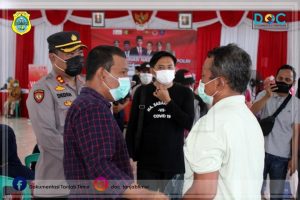 Bupati tinjau Vaksinasi Covid-19 di Polres Tanjab Timur
