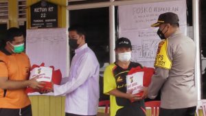 Polres Tanjab Barat Salurkan Bantuan Sembako untuk Korban Kebakaran