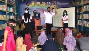 Sambut HUT RI Ke-76, Anak SD di Tanjab Timur Nonton Film Kemerdekaan