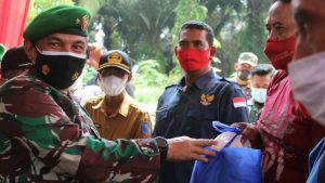 Danrem 042/Gapu Apresiasi Serbuan Vaksinasi Kodim Sarko Untuk Warga SAD