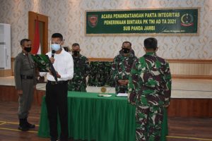 Pimpin Penandatanganan Pakta Integritas, Danrem 042/Gapu: Pastikan Tak Ada Kecurangan