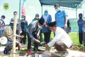 Bupati Lakukan Peletakan Batu Pertama Pembangunan Masjid Muhamadiyah At-Tanwir