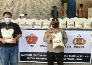 Semangat Gotong Royong YKS dan Yayasan Buddha Tzu Chi Dukung Pemkot Jambi Tangani Covid-19