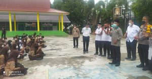 Ratusan Pelajar SMA Divaksin Covid-19, Mashuri: Divaksin Covid-19 untuk Keamanan PSTM