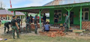 Satgas bersama Warga Berjibaku Tuntaskan Rehab Masjid Al Muhajirin