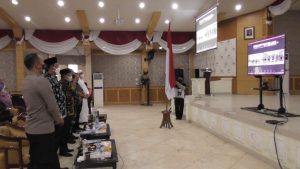 Kapolres Tanjab Barat Dampingi Bupati Dialog Interaktif Virtual Bersama Panglima TNI dan Kapolri