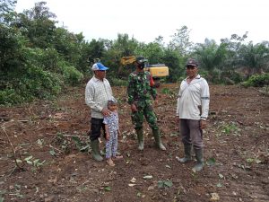 Warga Relakan Lahan dan Kebunnya Untuk Pembangunan Jalan TMMD