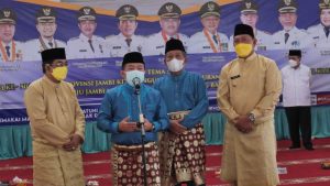 Bupati Tanjab Barat Hadiri Pembukaan MTQ Ke-50