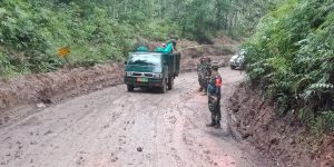 Meski Hujan dan Panas, Satgas TMMD Terus Bekerja Demi Rakyat