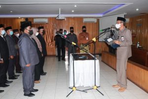 Pejabat Administrator dan Pengawas Lingkup Pemkab Tanjab Barat Dilantik