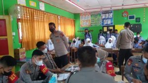 Polres Bungo Gelar Vaksinasi di SMPN 2 Muara Bungo