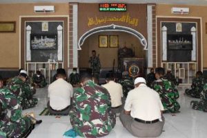 Korem 042/Gapu Peringati Maulid Nabi Muhammad SAW