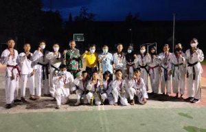 Akademi Taekwondo Korem 042/Gapu Raih Juara Umum 2 Kategori Pemula Open Turnamen Taekwondo Bupati Lebong Cup