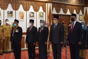 Lantik 13 Pejabat Eselon II Pemprov Jambi, Al Haris Tegaskan Integritas dan Kualitas Kerja